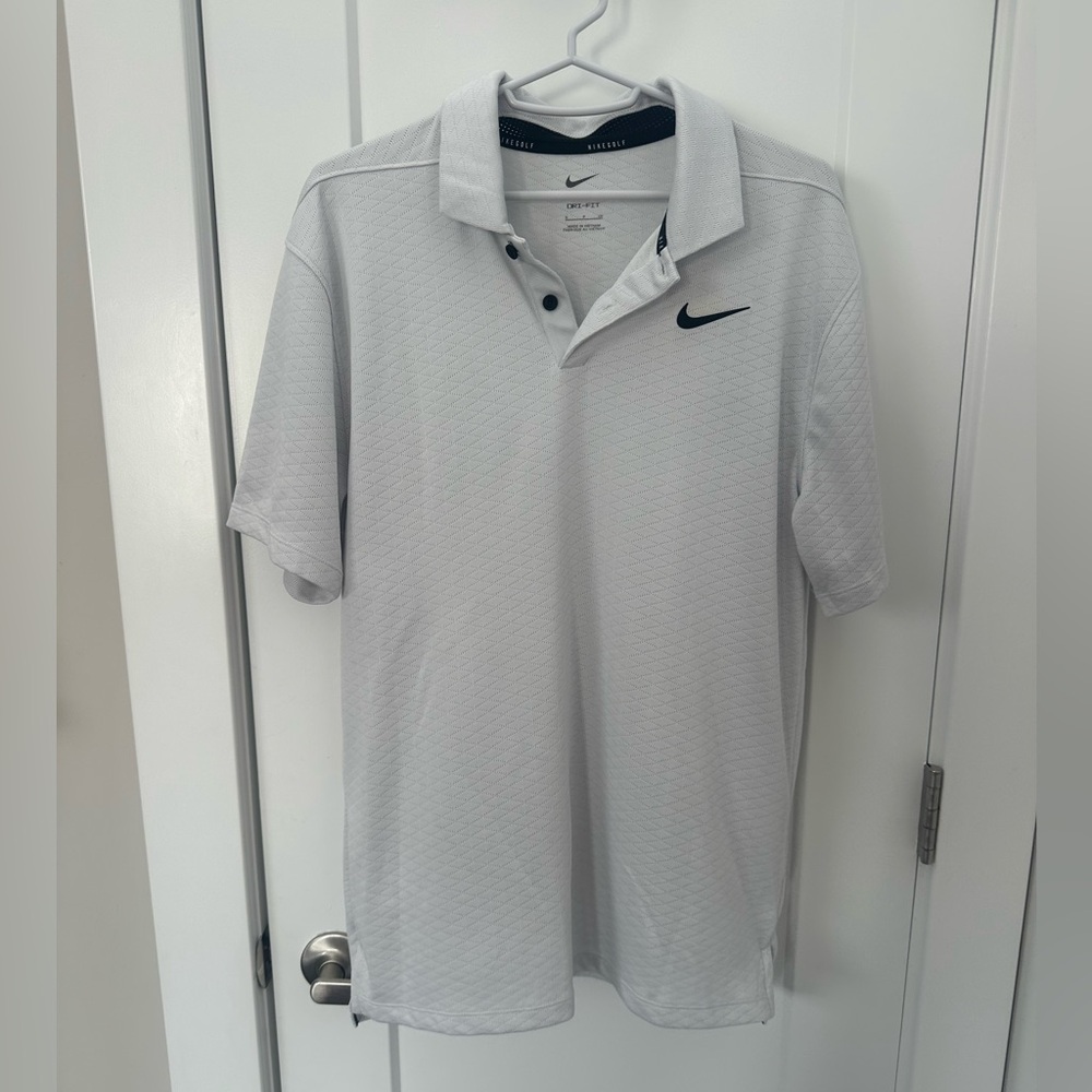 NWT Nike Light Grey Golf Polo Shirt Dri Fit Vapor Textured